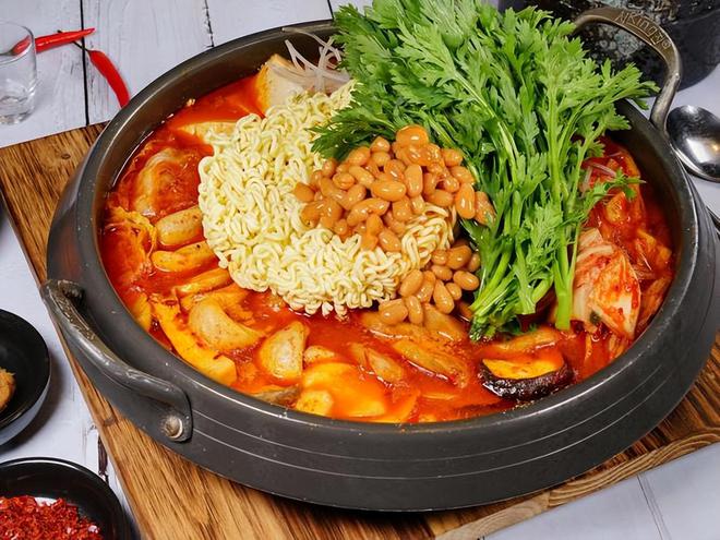 ”发达国家韩国在吃肉上只有嫉妒中国的命PG电子麻将胡了2试玩军队食堂如“草场(图16)