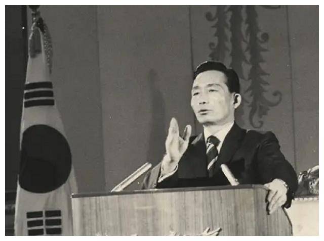 人“搏命”70年无法割舍的强国梦麻将胡了韩国崛起背后：5000万(图18)